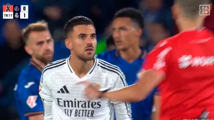 Sánchez Martínez habla con Dani Ceballos después de los cánticos de Ceballos muérete.
