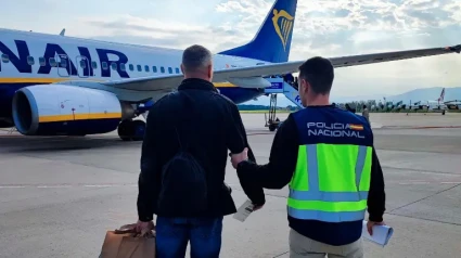 Salida de un ciudadano multirreincidente de España