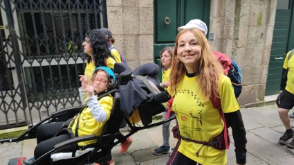 Eva es voluntaria de Zancadas sobre Ruedas