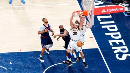 Aaron Gordon salvó a los Nuggets con un mate en el último segundo.