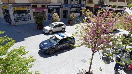 La policía nacional por el centro de la ciudad