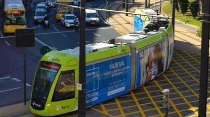 Tranvía y autobuses funcionan con normalidad en Murcia