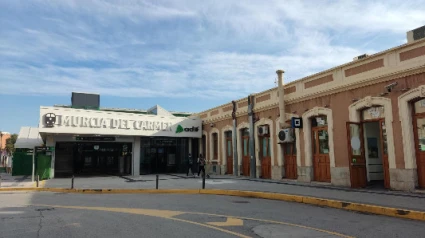 Desorientados en la Estación de El Carmen