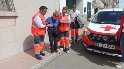 Respuesta inmediata y humana: Cruz Roja asiste con eficacia a centenares de personas durante el apagón eléctrico