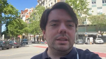 Víctor Navarro en las calles de Barcelona