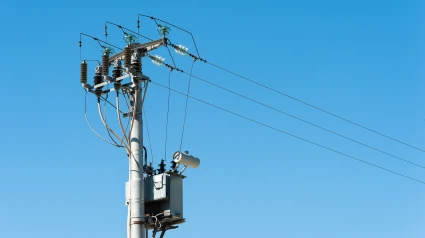 Imagen de archivo de un poste de electricidad