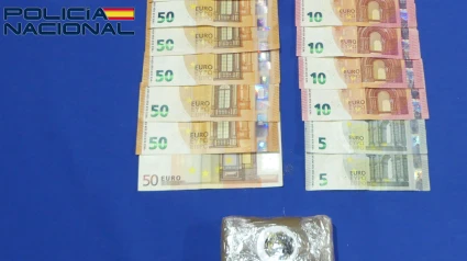 La Policía incauta hachís y dinero en efectivo enm Salamanca