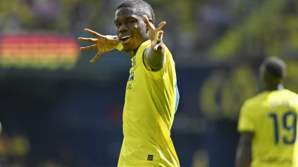 Barry celebra su gol, en el Villarreal - Osasuna
