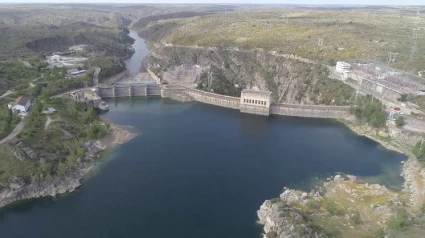 Presa de Ricobayo en Zamora