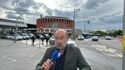 Ángel Expósito en las inmediaciones de la estación de Atocha (Madrid)