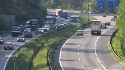Atasco autopista 'Y'