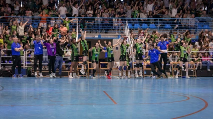 Beti Onak logra la permanencia en la máxima categoría del balonmano femenino