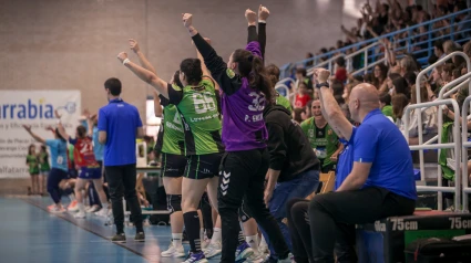Beti Onak logra la permanencia en la máxima categoría del balonmano femenino