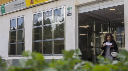 Estos son los motivos por los que Sevilla lidera la bajada del paro en España