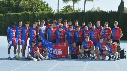 Equipo masculino del Delsur La Palma que debutó en la máxima categoría del atletismo nacional