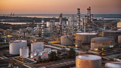 (Foto de ARCHIVO)Imagen al atardecer de Cepsa Refinería La Rábida.CEPSA.17/7/2020