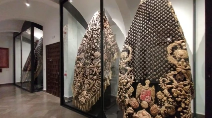 Mantos de la Virgen de las Angustias