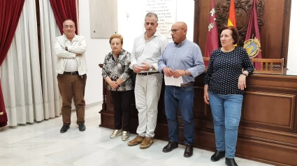 Damnificados por los terremotos pendientes de recibir las ayudas con el concejal de IU Pedro Sosa