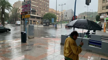 Foto de archivo de un día de lluvia en Alicante