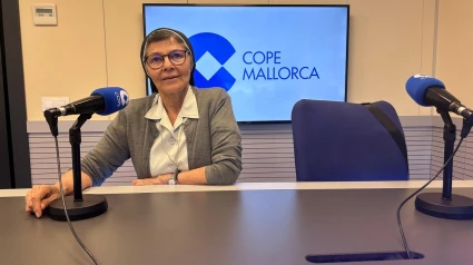 La agustina Sor Carmen, en los estudios de COPE Mallorca