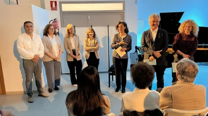 Organizadores y familiares abrieron la II Maratón Homenaje Antón García Abril.