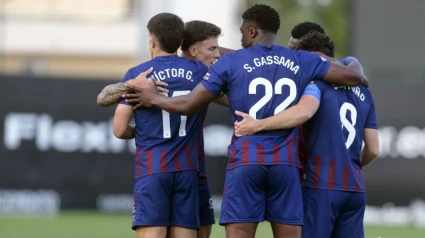 Los jugadores del Eldense celebran la victoria ante el Málaga