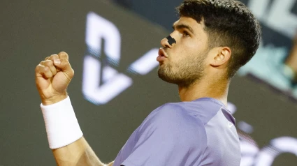 Alcaraz se impuso a Djere y ya está en octavos en Roma.