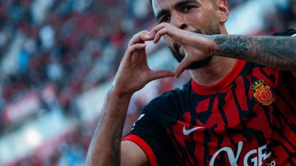 Omar Mascarell celebra su primer gol en Primera