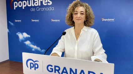 La parlamentaria popular, Rosa Fuentes