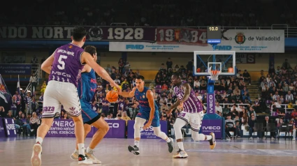 Pol Figueras, durante el partido ante el Real Valladolid