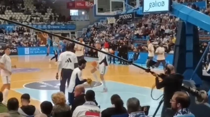 Musa e Ndiaye, jugando al fútbol