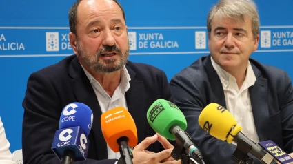 El director de Turismo de Galicia, Xosé Merelles, y el delegado territorial de la Xunta en Ourense, Manuel Pardo, en el acto de presentación de la ViBoMask