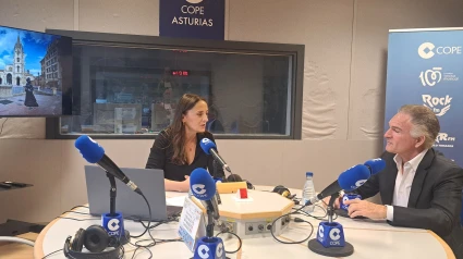 Dionisio Gutiérrez en los estudios de COPE Oviedo