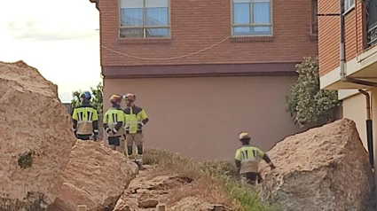 Parte de la Peña Magdalena de San Esteban de Gormaz se ha desprendido provocando un gran susto y revuelo entre los vecinos