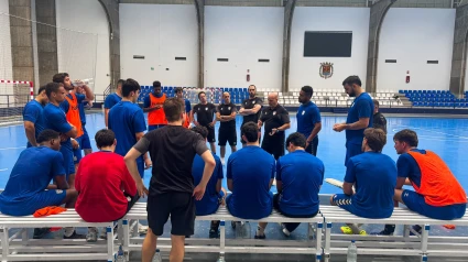 El Horneo Eón Alicante disputa una final ante el Burgos con el premio del ascenso