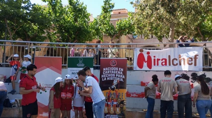 Los jugadores del Jimbee no se han perdido el Miralchef