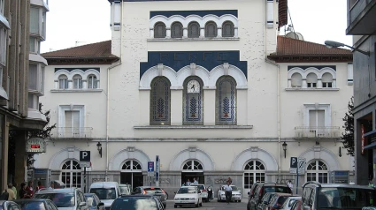 Fachada de la estación de tren de Vitoria-Gasteiz