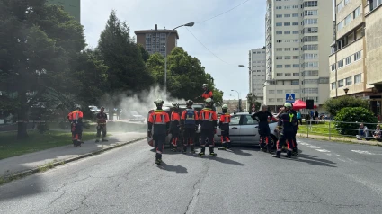 Uno de los momentos de los ejercicios desarrollados este sábado en Caranza