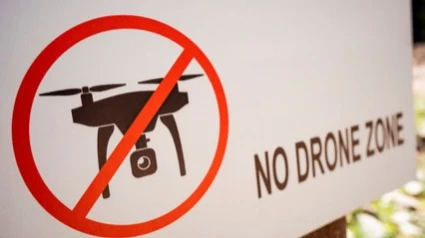 señal zona prohibida para drones