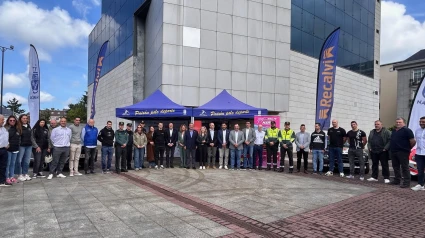 Participantes este lunes en la presentación del Rallye de Narón