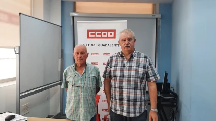 José Cánovas, de la federación de Pensionistas de CCOO en la Región de Murcia, y el secretario general del sindicato en el Guadalentín, Ángel Torregrosa