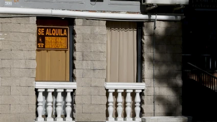 Cartel de 'Se Alquila'