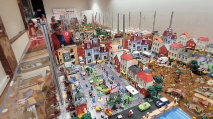 Exposición sobre la labor humanitaria de Cruz Roja