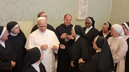 Las Hermanas Agustinas compartieron unos minutos con el Papa León XIV