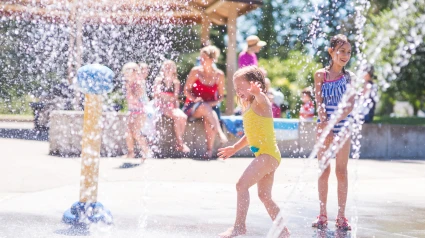 Fuente lúdica con juegos de agua