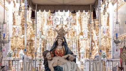 Altar de Cultos de Santa María de la Alhambra en San Juan de Dios
