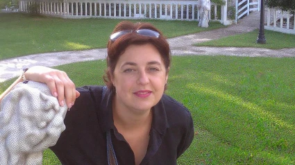 Escucha la entrevista con Eva Chaves