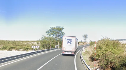 Choque frontal de dos camiones en Fonzaleche que dejan un herido y el corte de la carretera en ambos sentidos