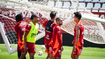 El Real Murcia no puede fallar ante el Algeciras