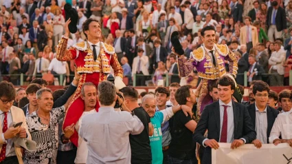 Roca Rey y Talavante, a hombros este sábado en Jerez de la Frontera